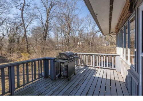 9909 Holliston Ct, Saint Louis MO 63124-1019 exterior