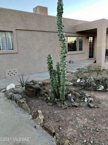 4170 Draper Rd, Tucson, AZ 85735-9201