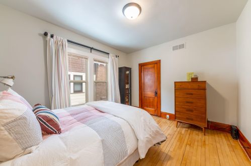 2421 46, Milwaukee WI 53210-2918 exterior