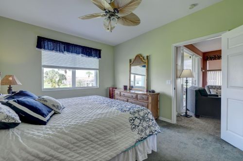 200 Southstar Dr, Fort Pierce FL 34949-9120 exterior