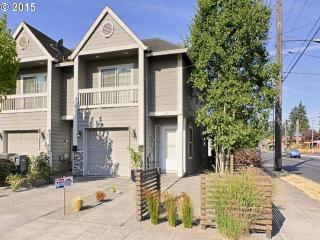1439 61st Ave, Portland, OR 97213-4200