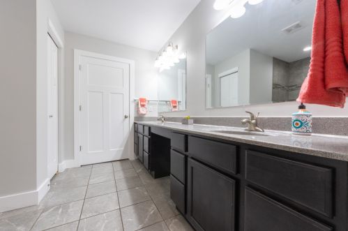 2621 Bluestone Cir, Kalamazoo MI  49009-6761 exterior