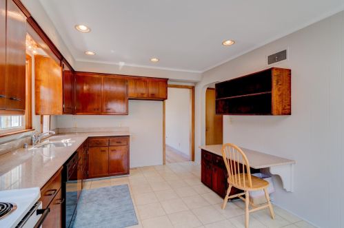 2416 91, Milwaukee WI 53226-1832 exterior