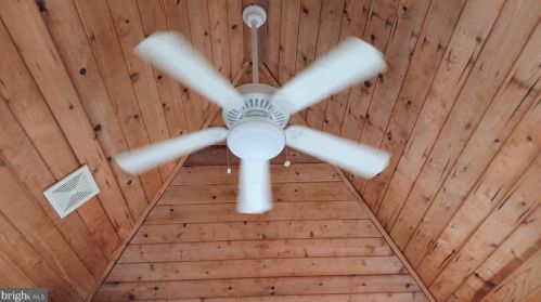 1346 Duchess Ln, Huntingtown MD 20639-2337 exterior