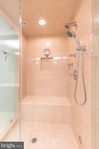 1436 Bainbridge St, Philadelphia PA 19146-1807 exterior