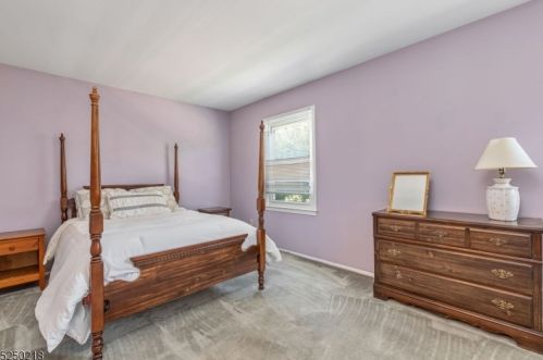 25 Wareham Ct, Scotch Plains NJ 07076-3138 exterior