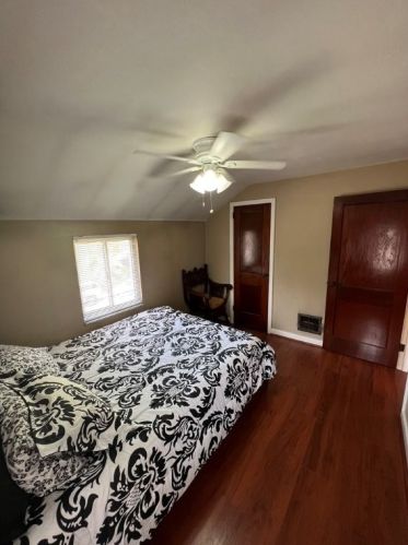 1546 Bellaire Pl, Pittsburgh PA 15226-1907 exterior