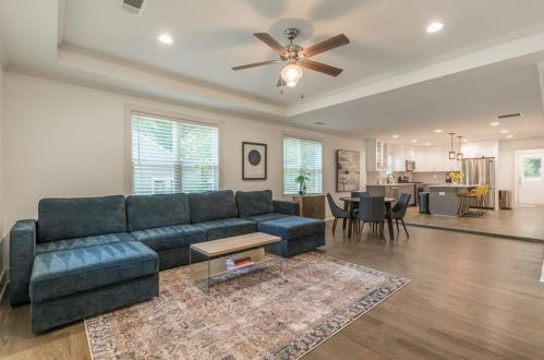 1266 Almont Dr, Atlanta GA  30310-3771 exterior