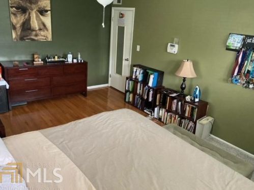 410 Candler Park Dr, Atlanta GA 30307-2115 exterior