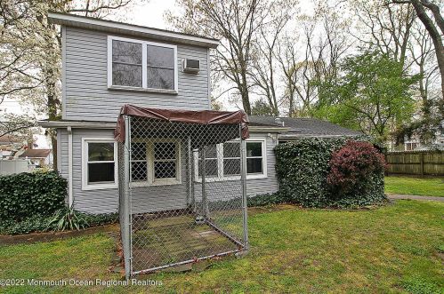 202 Conifer Dr, Lacey NJ 08731-3003 exterior