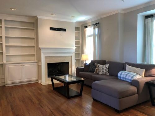 1194 Brookhaven Gln, Atlanta GA  30319-4707 exterior