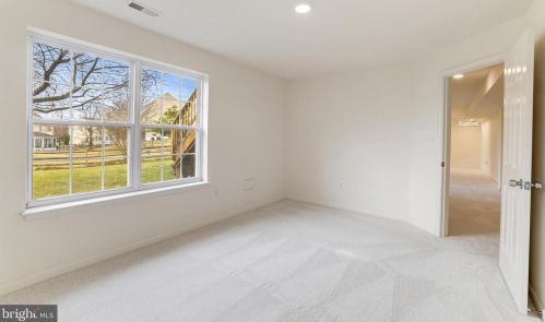 43195 Parkers Rdg Dr, Leesburg VA 20176-5132 exterior