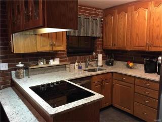 7911 Royal Arms Ct, Saint Louis MO  63123-1934 exterior