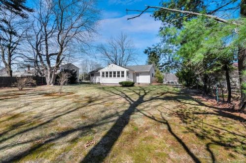 70 Dogwood Ln, Wapping CT  06074-2311 exterior