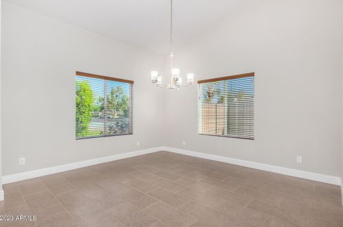 7002 14th Ave, Phoenix AZ  85021-8669 exterior