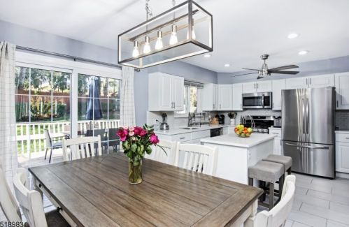 138 College View Dr, Hackettstown NJ  07840-1022 exterior