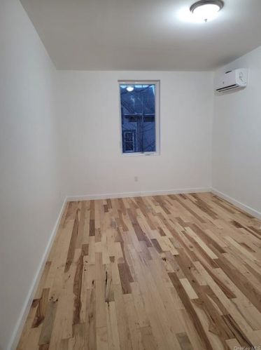 203 Prospect Ave, Mount Vernon NY 10550-2347 exterior