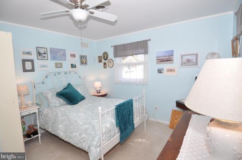 4 Hanover Dr, Cookstown NJ 08511-1005 exterior