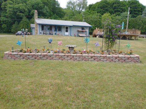 11470 Bluewater Hwy, Lowell MI 49331-9220 exterior