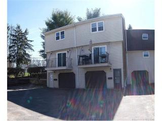 312 Blackstone Vlg, Meriden CT  06450-2407 exterior