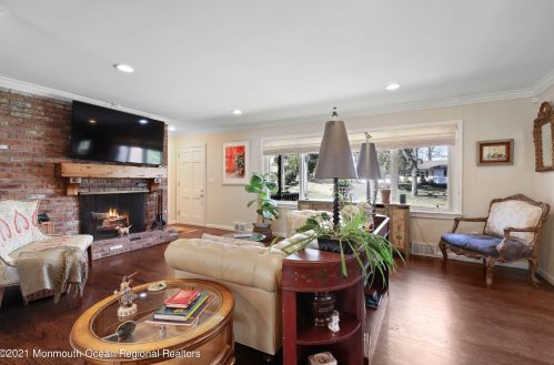 26 Iler Dr, Middletown NJ 07748-3322 exterior