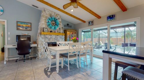 2471 Shell Ave, Fort Pierce FL  34952-6857 exterior