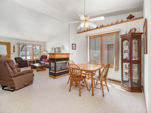 2416 Paul Rd, Manitowoc WI 54220-1183 exterior