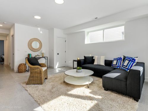 2518 Polk St, Chicago IL 60612-4126 exterior