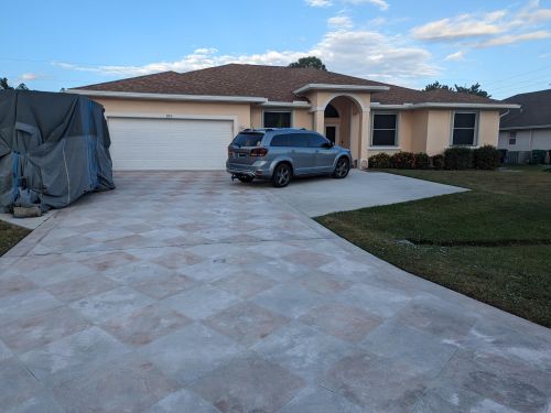 2831 Eagle Dr, Fort Pierce FL 34984-6320 exterior