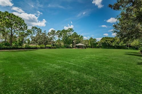 10320 Millport Dr, Tampa FL  33626-1706 exterior