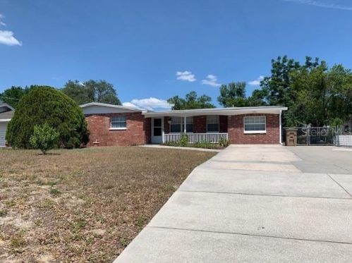 9609 55th St, Tampa, FL 33617-4723