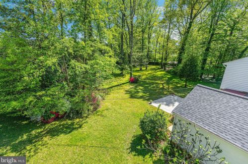 4413 Neptune Dr, Alexandria, VA 22309-3127