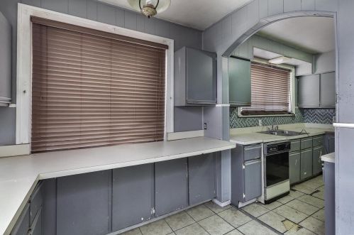 7241 Amherst Ave, Saint Louis MO 63130-3032 exterior