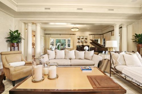 200 Byram Shr Rd, Greenwich CT 06830-6928 exterior