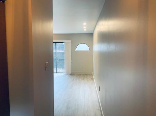 3263 Niagara Sq, Pittsburgh, PA 15213-4280