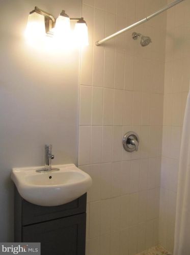 1807 Youngblood St, Mc Lean VA  22101-5244 exterior