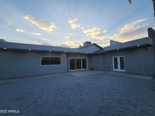 10637 16 Ave, Phoenix AZ 85021-7924 exterior