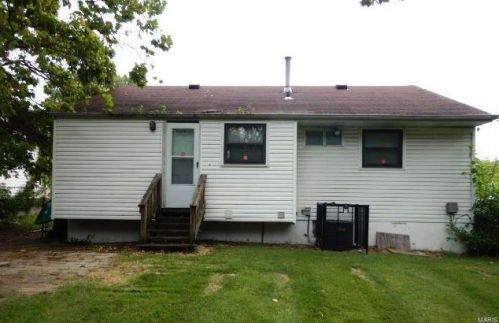 248 Shepley Dr, Saint Louis MO 63137-4251 exterior