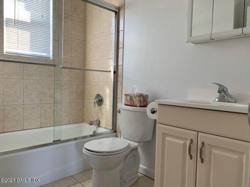 57 Alexander St, Greenwich CT 06830-6486 exterior