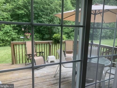 3357 Woodland Cir, Huntingdon Valley PA 19006-4246 exterior