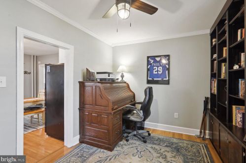 407 Howard St, Riverton NJ 08077-1328 exterior