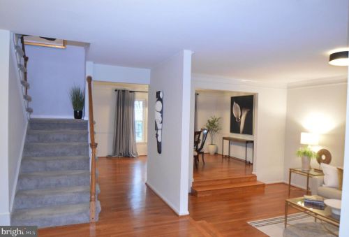 1409 Squaw Hill Ln, Silver Spring MD  20906-2009 exterior