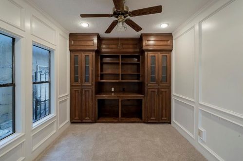 8102 Malardcrest Dr, Humble TX 77346-6127 exterior