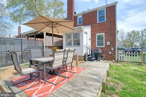 6014 Kings Hwy, Alexandria VA  22303-2232 exterior