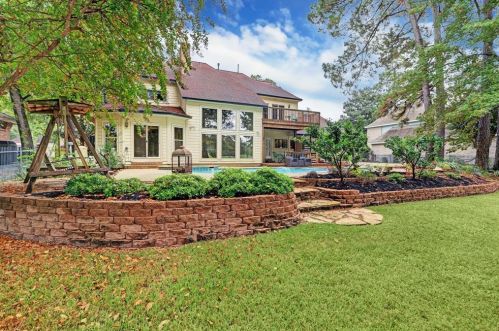 2315 Frst Gdn Dr, Humble TX 77345-1600 exterior