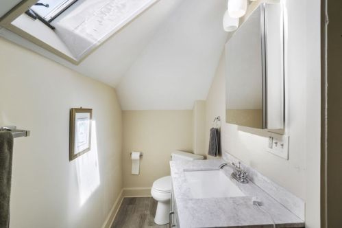 58 Dunster Rd, Boston MA 02467-2343 exterior