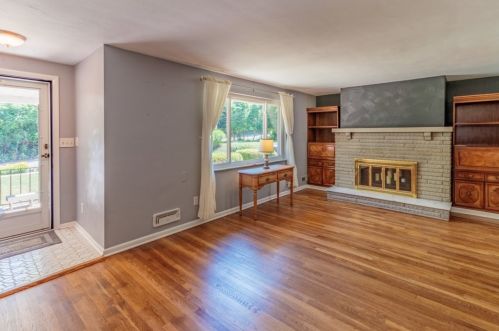 1216 Commercial St, Pittsburgh PA 15218-1102 exterior