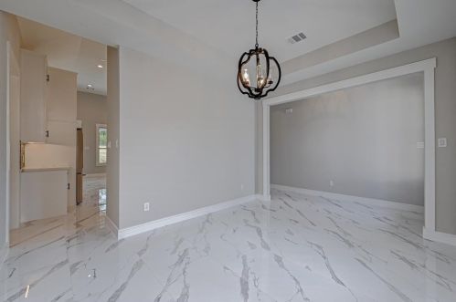 146 Bermuda Cir, Montgomery TX 77356-8205 exterior