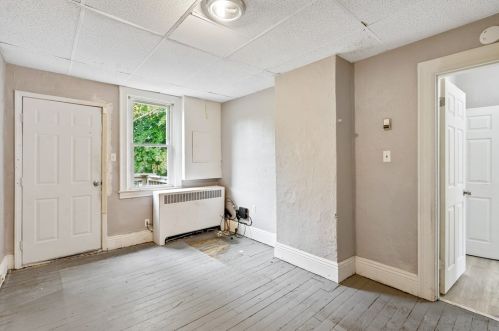 131 Bausman St, Pittsburgh PA 15210-2007 exterior