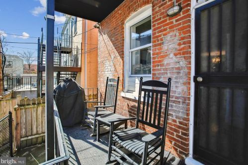 3005 11th St, Washington DC  20001-3905 exterior